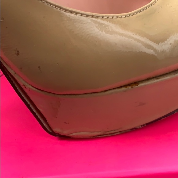 Betsey Johnson’s stilettos - Picture 10 of 11